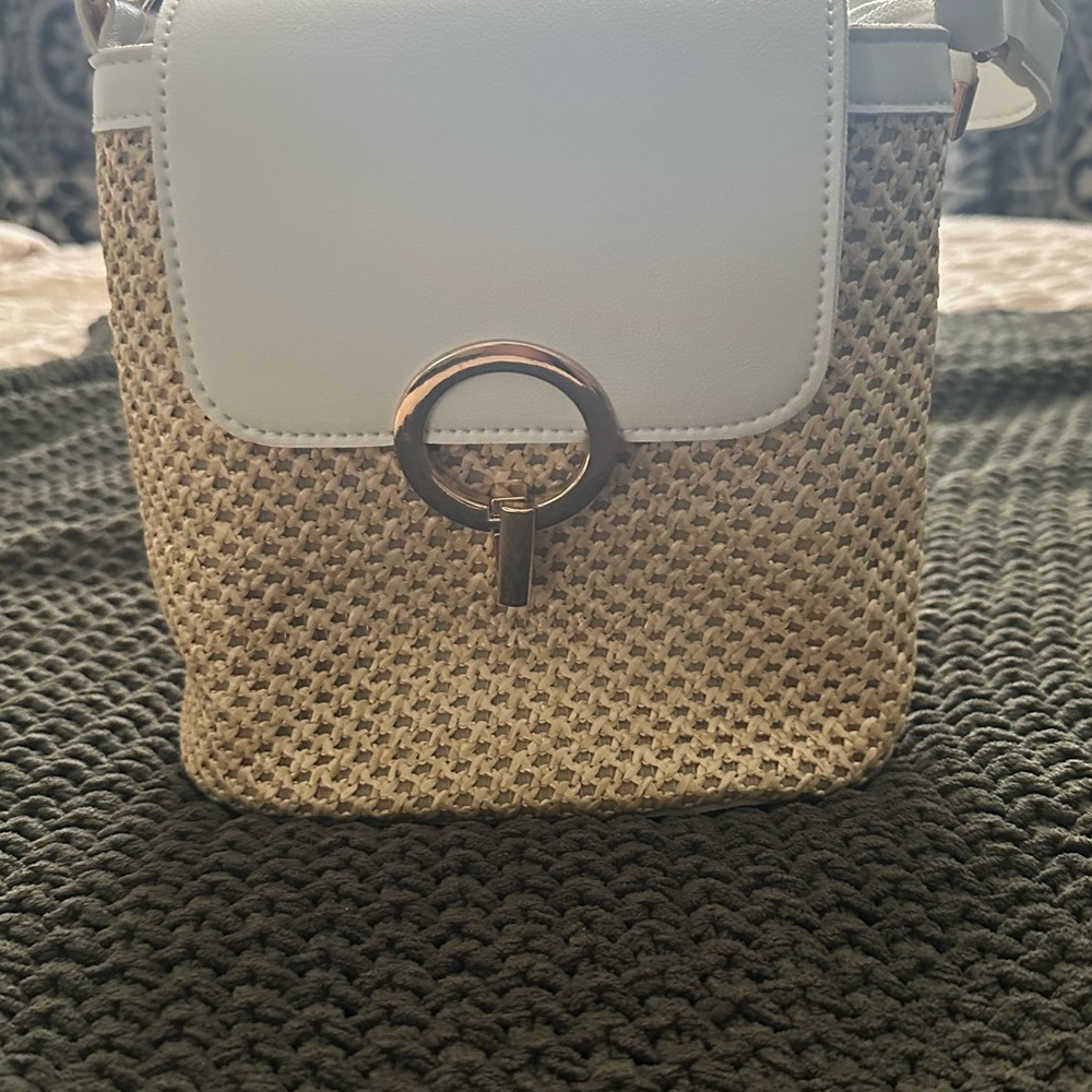 White and Tan Straw Woven crossbody Bag